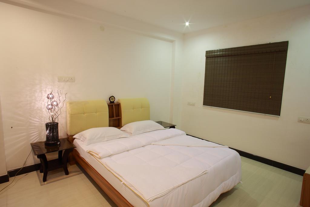 Phils' Residency & Banquets Hotel Kochi Phòng bức ảnh