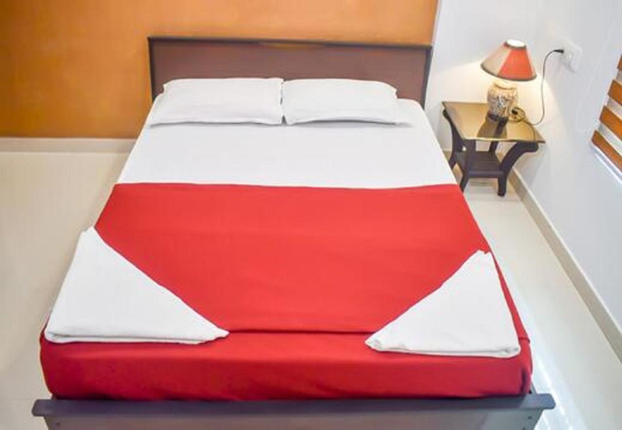 Phils' Residency & Banquets Hotel Kochi Ngoại thất bức ảnh