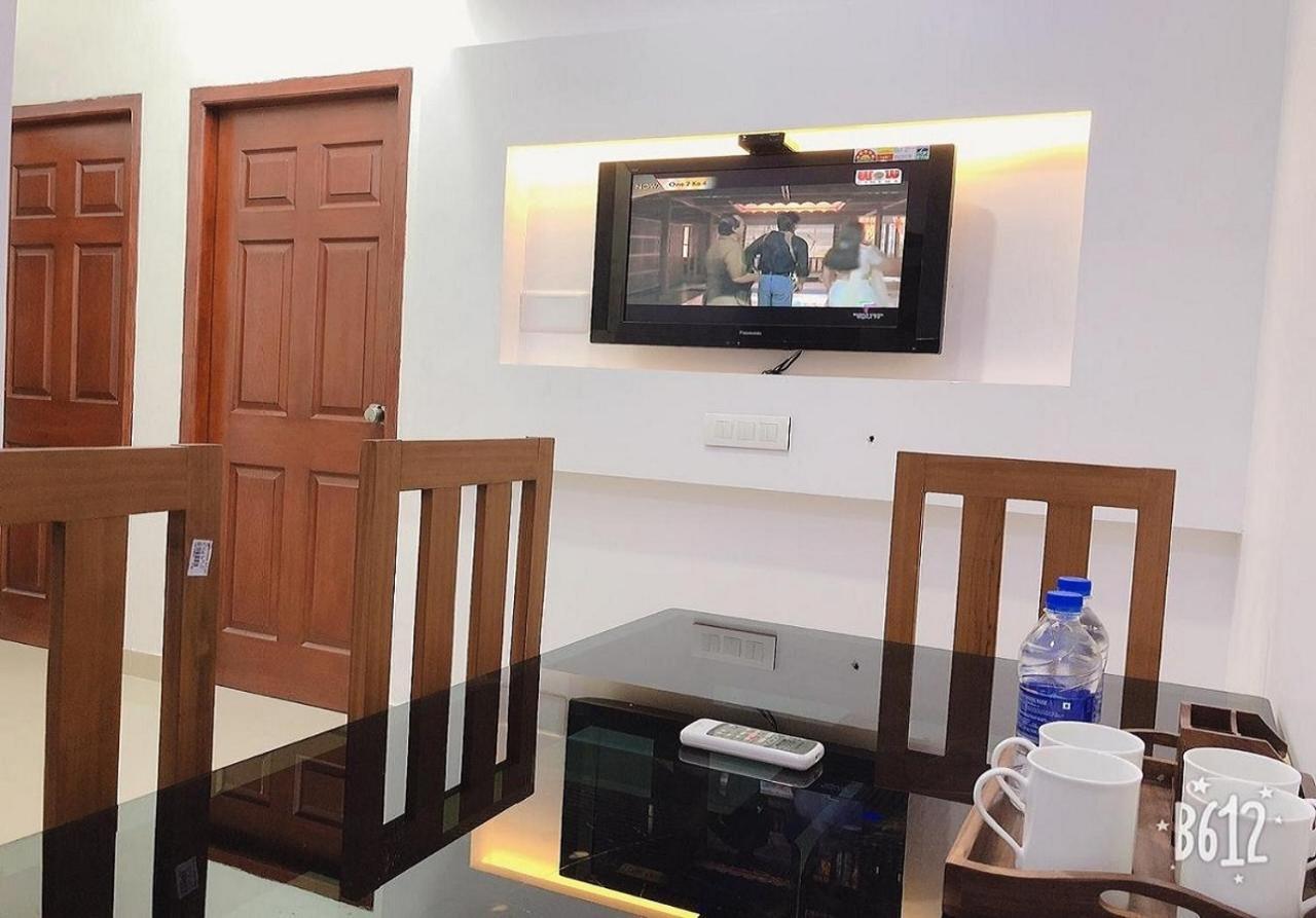 Phils' Residency & Banquets Hotel Kochi Ngoại thất bức ảnh