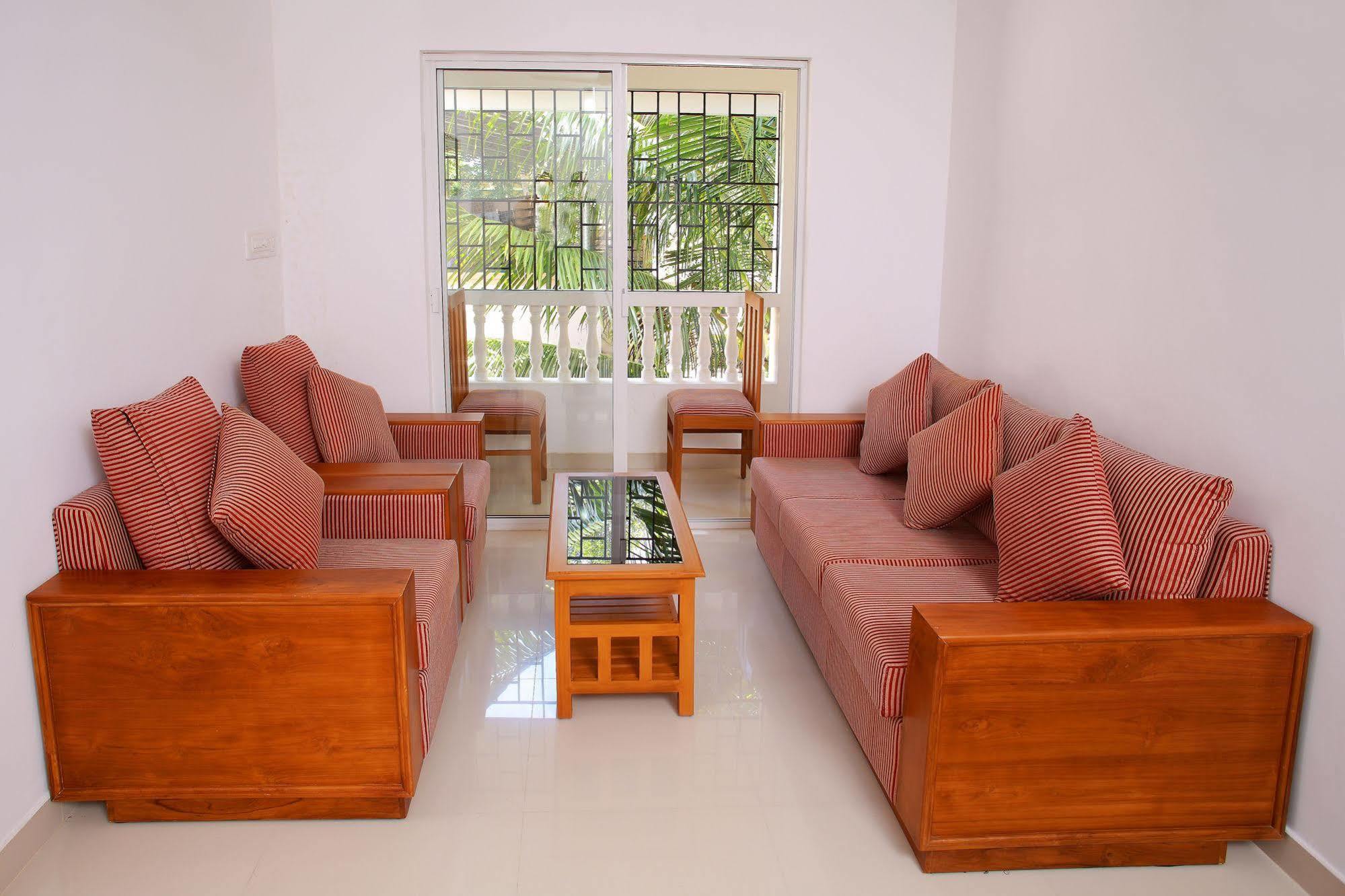 Phils' Residency & Banquets Hotel Kochi Ngoại thất bức ảnh